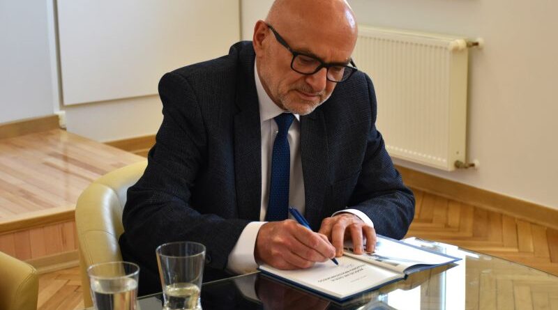 Spotkanie autorskie z Jerzym Ferdynandem Adamskim – promocja książki „Kościelne dzieje regionu brzozowskiego”
