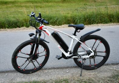 Zderzenie rowerzystów w Głojscach