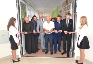 Nowy rok, nowy rozdział. Inauguracja i otwarcie rozbudowanej szkoły w Domaradzu