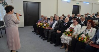 Złote Gody w Jasienicy Rosielnej – uhonorowano 15 par małżeńskich