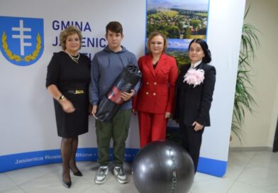 Projekt profilaktyczno-edukacyjny „Akademia aktywności w Gminie Jasienica Rosielna – horyzonty sportowe młodych orlików”