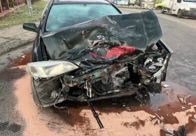 Niebezpieczny poranek w Krośnie. Dwie kolizje i jedna osoba ranna