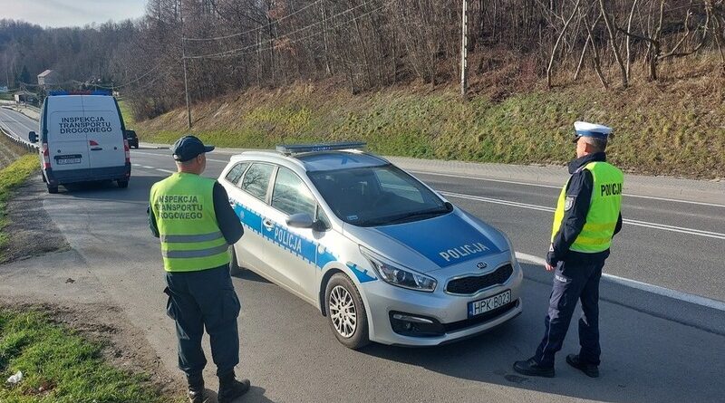 Kontrole „Kabotaż” na DK-19 w Domaradzu – wspólne działania policji i ITD