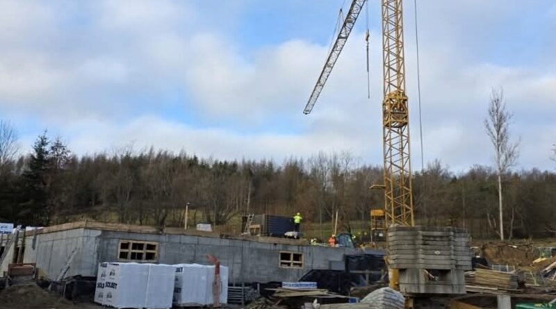 Nowa inwestycja dla seniorów i pacjentów wymagających stałej opieki. Trwa budowa ZOL w Krzemiennej