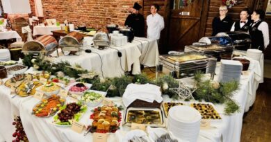Brunch Wigilijny 2025 w JASIU WĘDROWNICZKU– świąteczne smaki, tradycje i góralska energia!