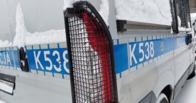 Potrącenie pieszego na DK28 w Jaszczwi. 38-latek trafił do szpitala