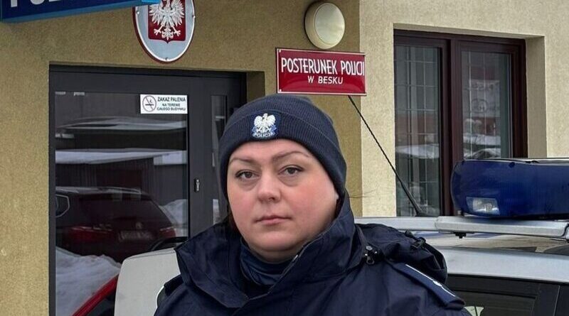 Policjantka po służbie uratowała wyziębionego mężczyznę