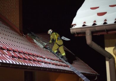 Awaria przydomowej turbiny wiatrowej w Haczowie. Interweniowała straż pożarna