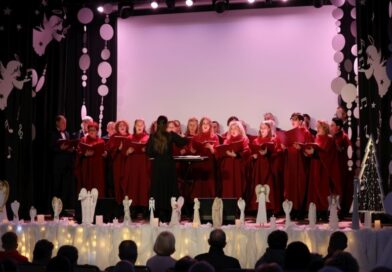 Kolędy, pastorałki i wspólne śpiewanie – V Koncert Karaoke w Jasienicy Rosielnej