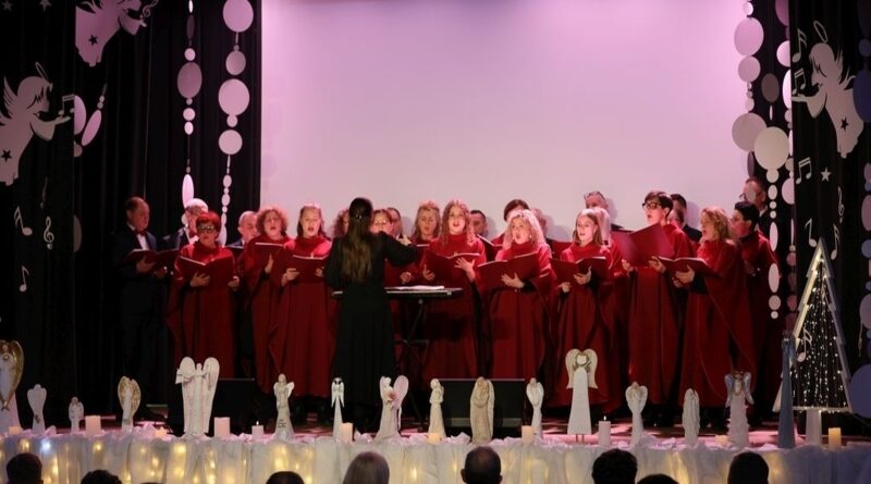 Kolędy, pastorałki i wspólne śpiewanie – V Koncert Karaoke w Jasienicy Rosielnej