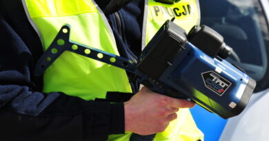 Sześciu piratów drogowych straciło prawa jazdy – weekendowa akcja jasielskiej drogówki