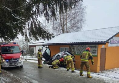 Kolizja na drodze gminnej w Jabłonicy Polskiej