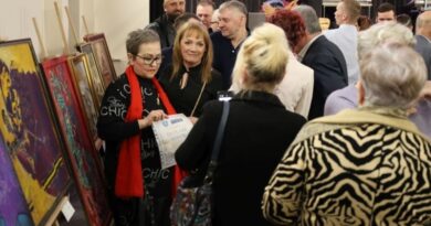 XXXII Wystawa Malarstwa i Rzeźby w Jasienicy Rosielnej oraz nagrody dla lokalnych twórców