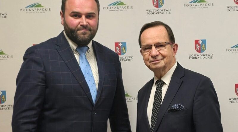 Mateusz Lechwar na czele Komisji Kultury Fizycznej Sejmiku Województwa Podkarpackiego Mateusz Lechwar na czele Komisji Kultury Fizycznej Sejmiku Województwa Podkarpackiego