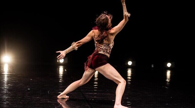 Ruch. Przestrzeń. Uważność: warsztaty tańca współczesnego dla początkujących w Krośnie