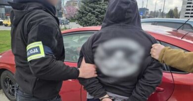 Oszustwo “na wypadek bliskiej osoby” – 58-latek zatrzymany po wyłudzeniu 45 tys. zł od seniorki Oszustwo “na wypadek bliskiej osoby” – 58-latek zatrzymany po wyłudzeniu 45 tys. zł od seniorki