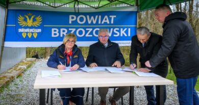 Ponad 3,5 mln zł na walkę z osuwiskami w powiecie brzozowskim. Podpisano 5 umów