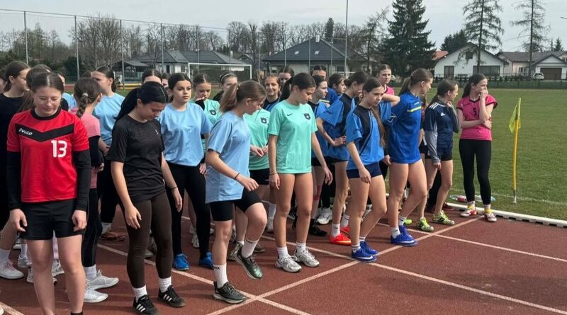 Młodzi biegacze z Bliznego nie mają sobie równych Młodzi biegacze z Bliznego nie mają sobie równych