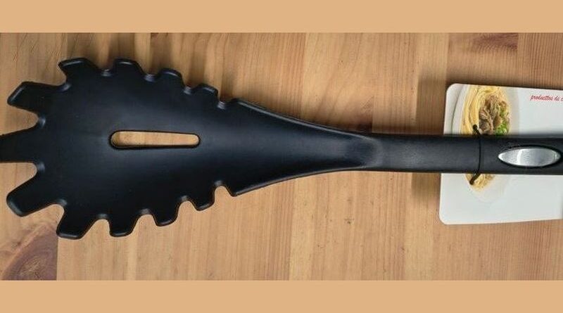 Ostrzeżenie publiczne: niebezpieczna migracja substancji chemicznych z przyboru kuchennego