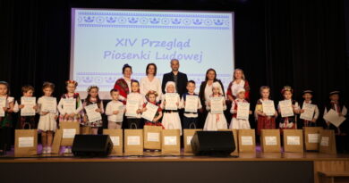 Przegląd Piosenki Ludowej w Jasienicy Rosielnej – dzieci kultywują tradycję