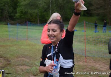 Mł. asp. Dominika Szkafarak na podium Biegu Lotników. W deszczu i mgle wywalczyła 3. miejsce OPEN Mł. asp. Dominika Szkafarak na podium Biegu Lotników. W deszczu i mgle wywalczyła 3. miejsce OPEN