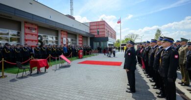 Nowa siedziba PSP w Brzozowie oficjalnie otwarta. Wojewódzkie obchody Dnia Strażaka na Podkarpaciu