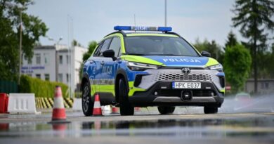 Podkarpaccy policjanci doskonalili technikę jazdy. Intensywne szkolenie w ODTJ Krosno Podkarpaccy policjanci doskonalili technikę jazdy. Intensywne szkolenie w ODTJ Krosno