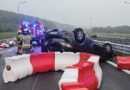 Dachowanie osobówki na S19 koło Dukli. Na miejscu służby ratunkowe