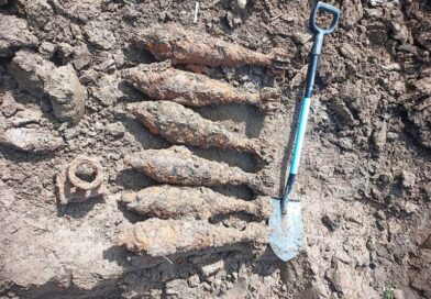 Groźne znalezisko na budowie S19. Pod ziemią zalegała 100-kilogramowa bomba z czasów wojny