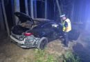 Nocny wypadek w Jasienicy Rosielnej. Kierowca i pasażer uciekli z miejsca zdarzenia
