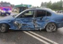 Zderzenie trzech pojazdów na DK28 w Iwoniczu. Kierowca BMW uciekł z miejsca zdarzenia