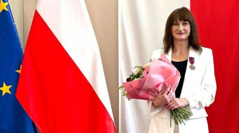 Prezes Stowarzyszenia SANITAS uhonorowana Brązowym Krzyżem Zasługi