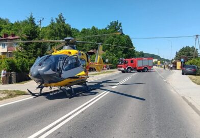 Potrącenie rowerzysty na DK28 w Besku. Na miejscu lądował śmigłowiec LPR