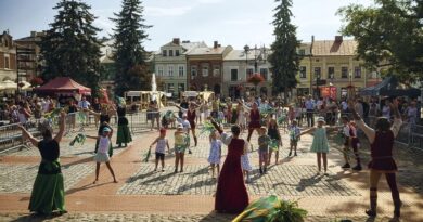 Teatr na Bruku 2026 – wakacyjna przygoda z teatrem wraca do Krosna!