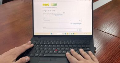 ZUS ostrzega przed oszustami. Świadczenie wspierające tylko bezpłatnie i tylko elektronicznie