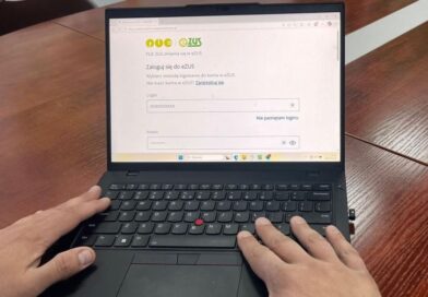 ZUS ostrzega przed oszustami. Świadczenie wspierające tylko bezpłatnie i tylko elektronicznie