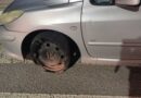 Pijany kierowca uciekał przed policją. Jechał na rozerwanej oponie Pijany kierowca uciekał przed policją. Jechał na rozerwanej oponie