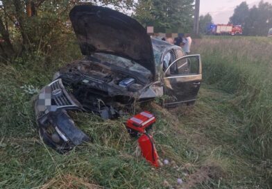 Dachowanie samochodu osobowego w Golcowej. Jedna osoba trafiła pod opiekę ratowników Dachowanie samochodu osobowego w Golcowej. Jedna osoba trafiła pod opiekę ratowników