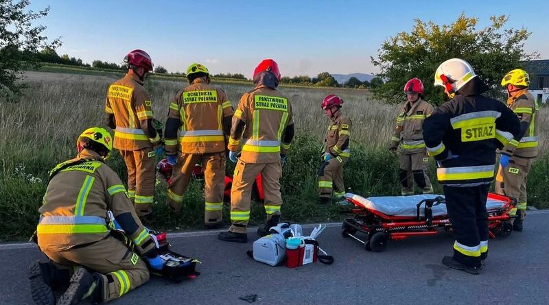 81-letni kierowca potrącił rowerzystę w Zręcinie. Poszkodowany trafił do szpitala