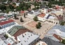 Na krośnieńskim Rynku ruszają badania archeologiczne. To początek przygotowań do zazielenienia placu