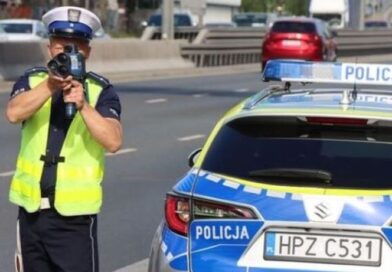 111 km/h w terenie zabudowanym. 21‑latek stracił prawo jazdy