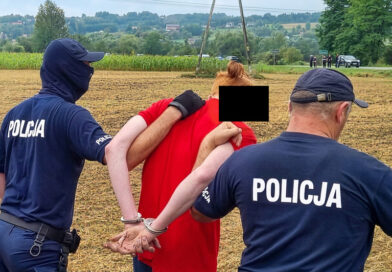 Ponad 28 kg mefedronu i profesjonalne laboratorium. Policja zlikwidowała narkotykową „fabrykę” na Podkarpaciu