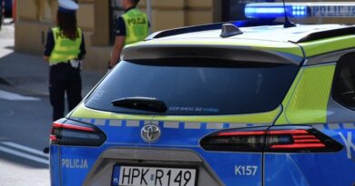 Policjanci z Brzozowa sprawdzali pasy. 15 osób złamało przepisy