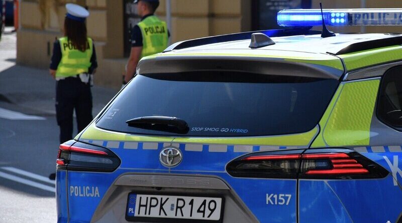 Policjanci z Brzozowa sprawdzali pasy. 15 osób złamało przepisy