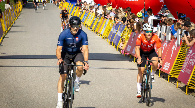 Policjant z Sanoka na podium! Artur Wojtowicz z sukcesem w Górskich Mistrzostwach Polski