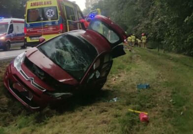 Zderzenie dwóch samochodów w Zagórzu. Cztery osoby poszkodowane