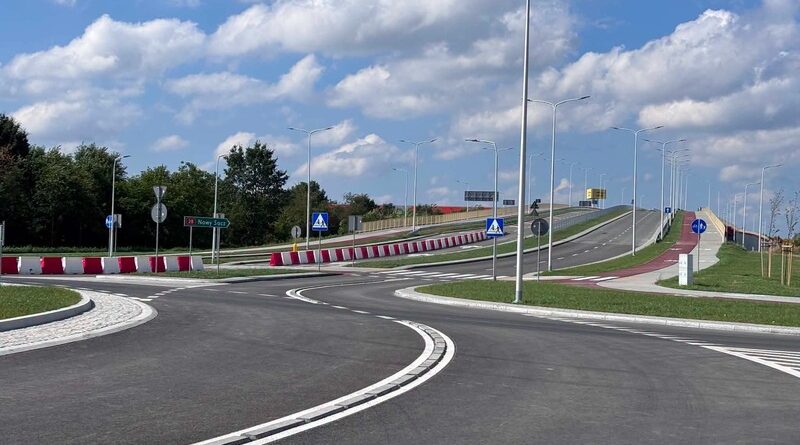 Wiadukt i nowe rondo już gotowe. Krosno robi kolejny krok w stronę S19