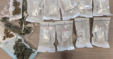 Jasielscy policjanci zabezpieczyli 1,2 kg narkotyków. 56-latek trafił do aresztu
