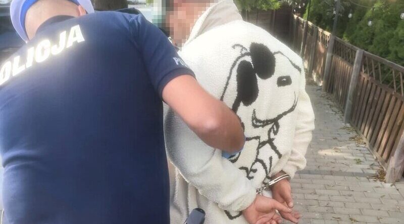 Jasielscy policjanci zatrzymali trzech Rumunów. Mieli przy sobie łup wart ponad 45 tys. zł
