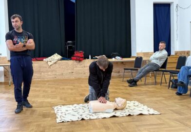 Wara: warsztaty pierwszej pomocy dla dzieci i dorosłych